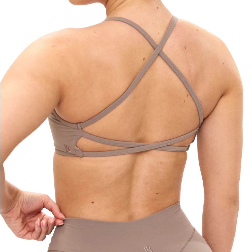 Buff bunny Girlfriend Reversible Sports Bra - Picture 2 of 6